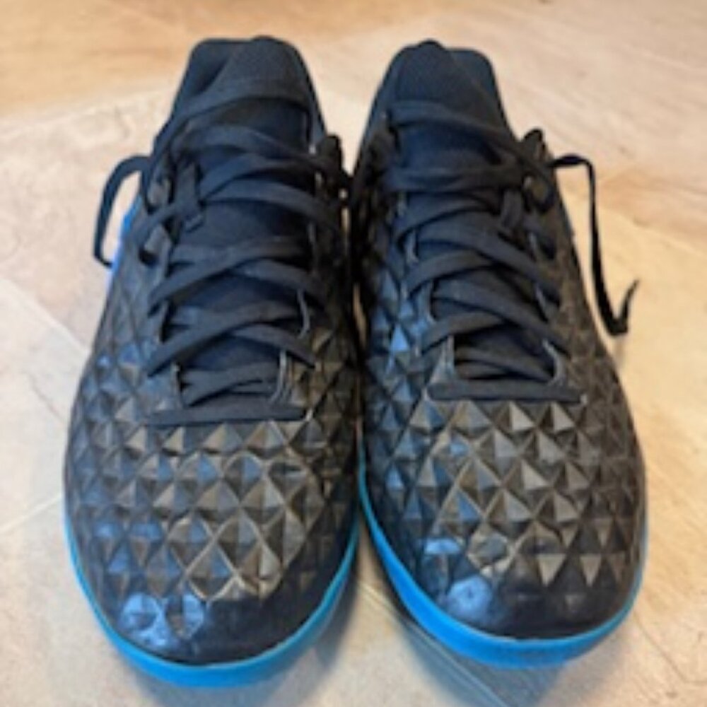 Nike Tiempo indoor 9.5 men